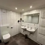 شقة Wiesa كابل